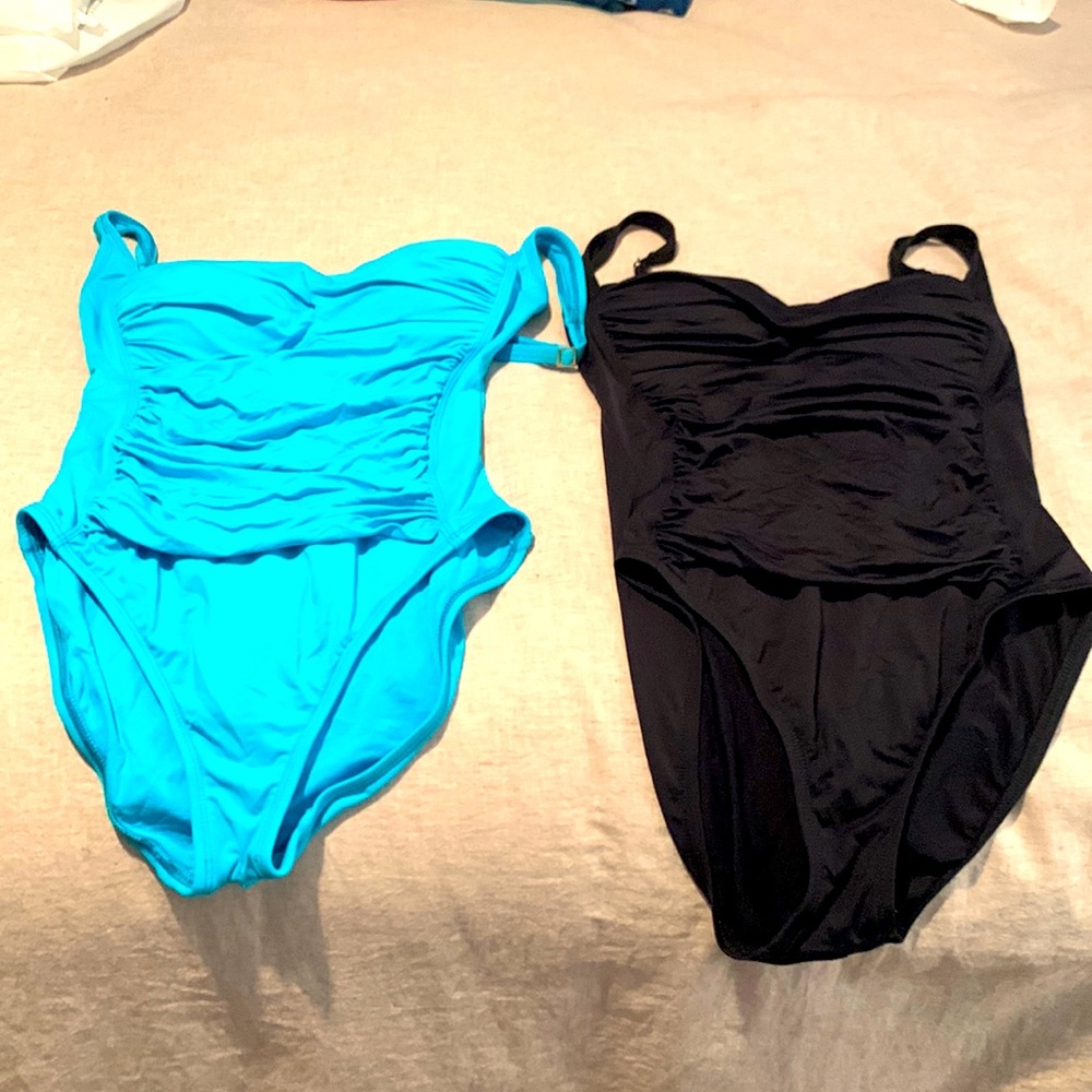 La Blanca one piece swimsuit , lightly padded top